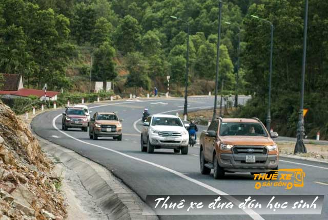 Giá cho thuê xe du lịch đi Xuyên Việt