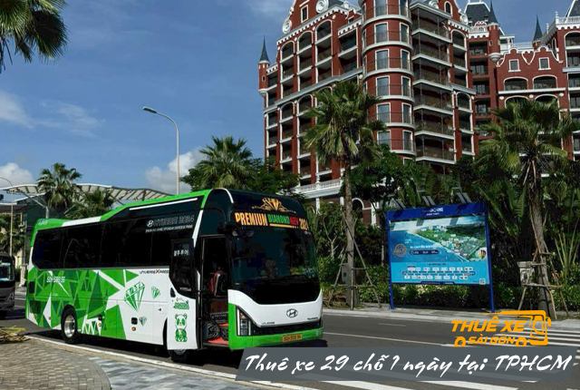 Giá cho thuê xe 29 chỗ 1 ngày tại TPHCM
