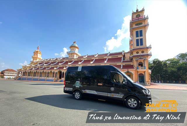 Giá cho thuê xe limousine 9-16-20 chỗ đi Tây Ninh từ Sài Gòn