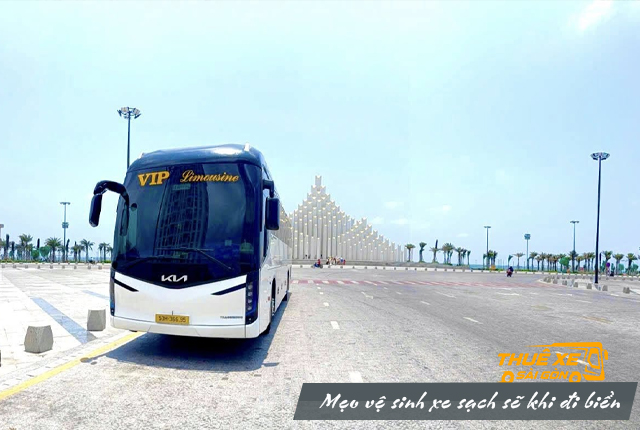 Cách giữ xe du lịch luôn sạch sẽ khi đi biển