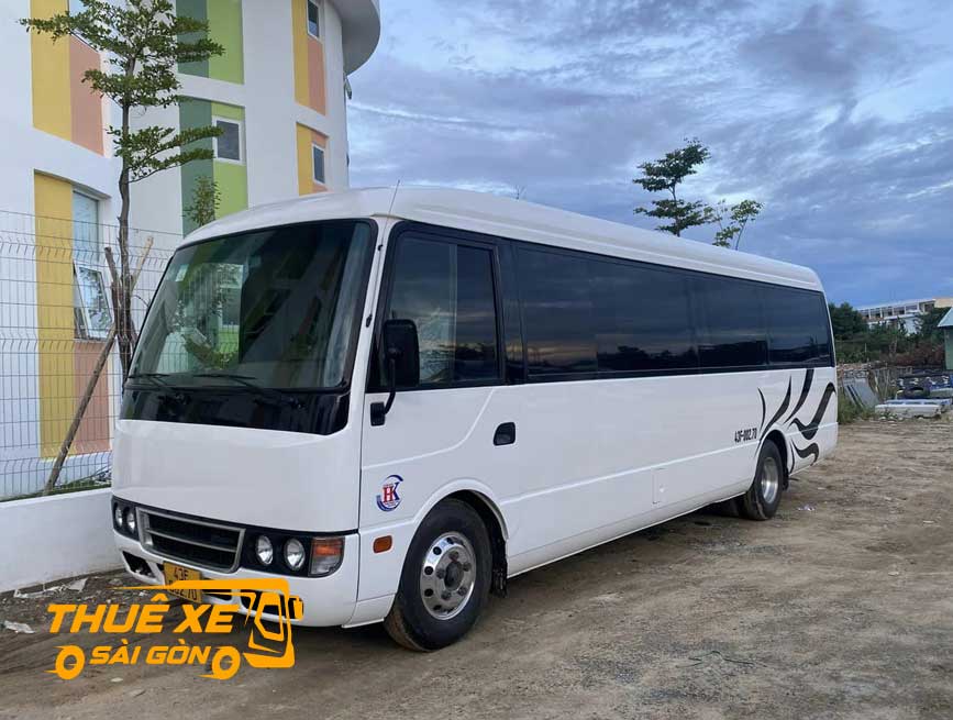 Xe 29 chỗ Fuso