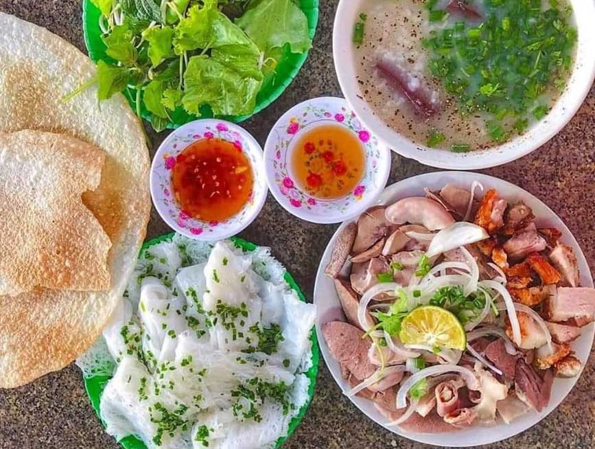 Bánh Hỏi - Cháo - Lòng Heo đặc sản xứ Nẩu