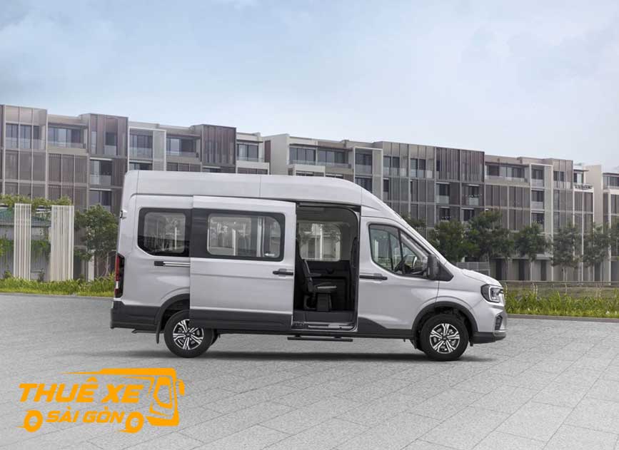 Ngoại thất Premium 18 chỗ Ford Transit