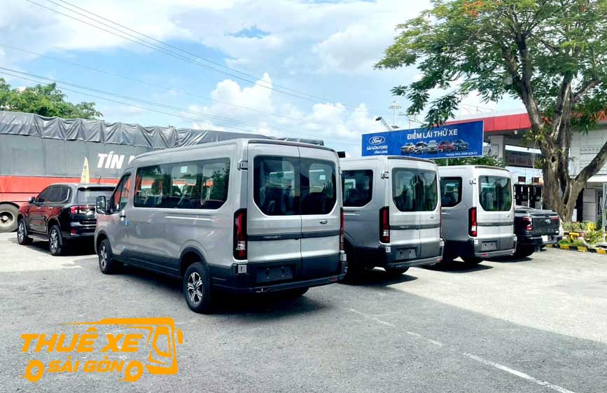 Các dòng xe 16 chỗ đời mới Ford Transit 2024