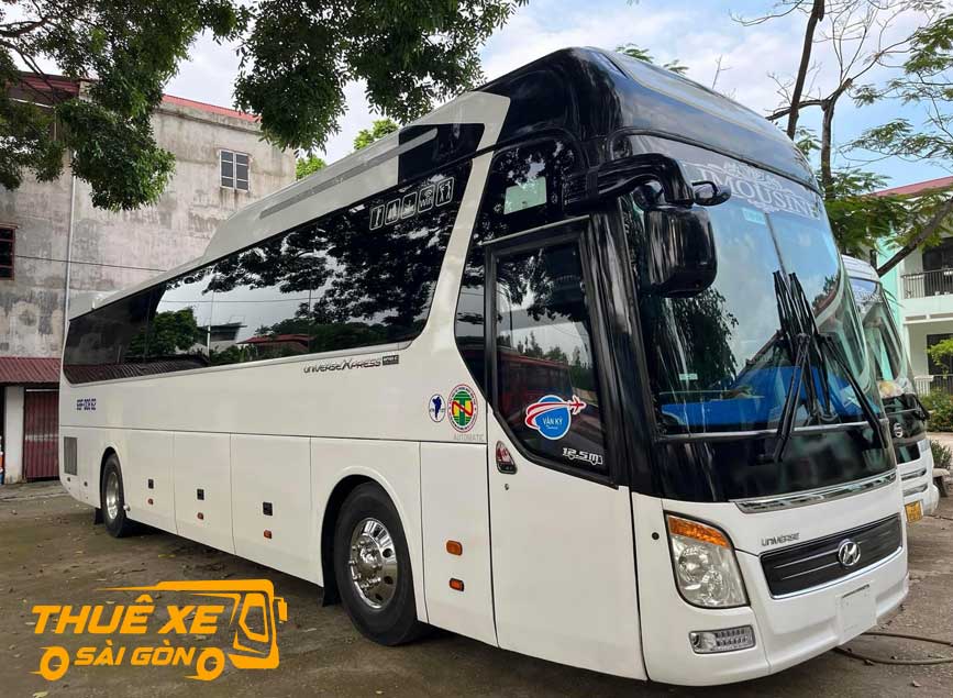 Thuê xe 45 chỗ đi Cam Ranh