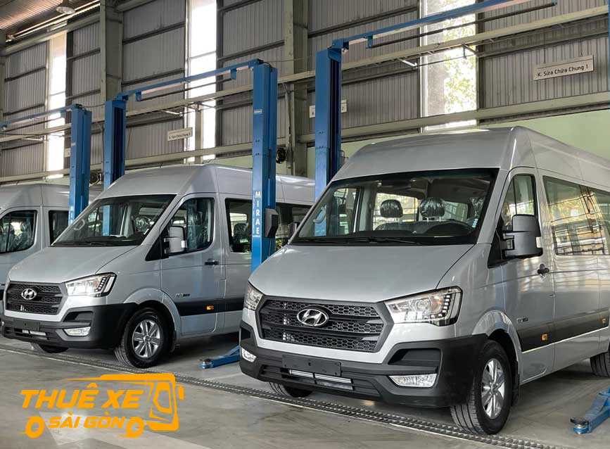 Thuê xe 16 chỗ Hyundai Solati đi Bình Dương