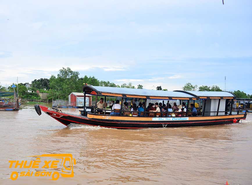 Đi thuyền tham quan Cù Lao An Bình