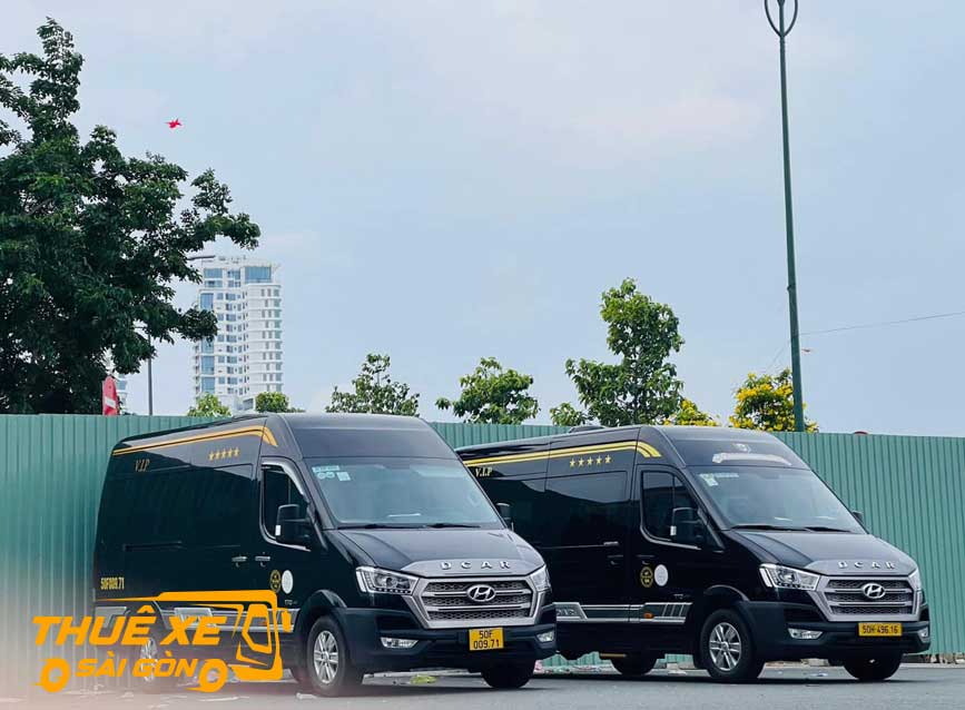 Đa dạng các dòng xe limousine 9 chỗ