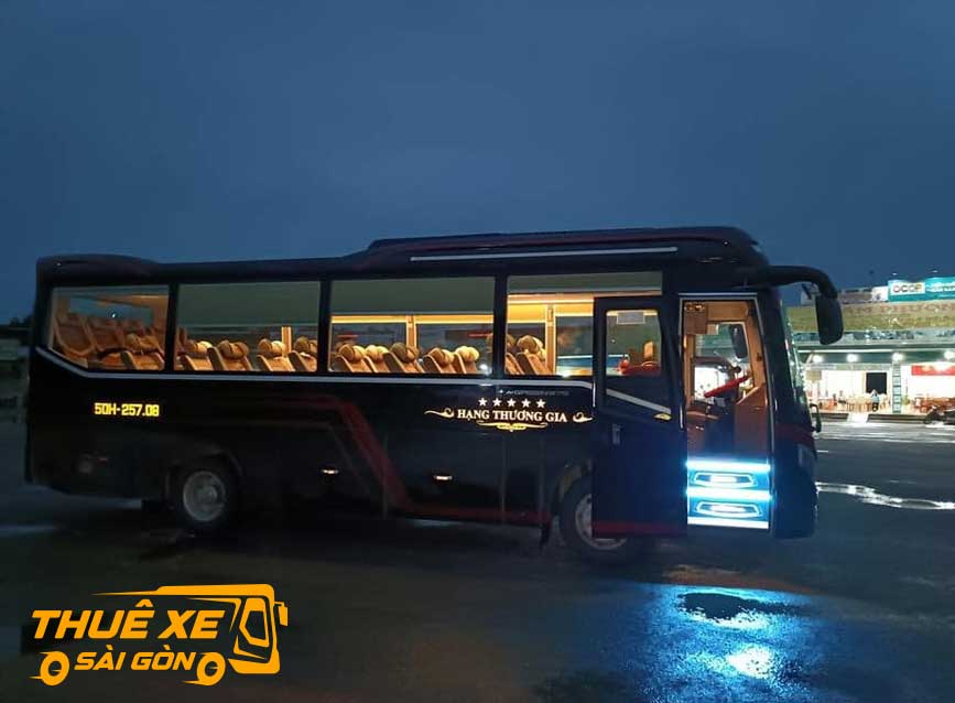 Dòng xe limousine 20 chỗ