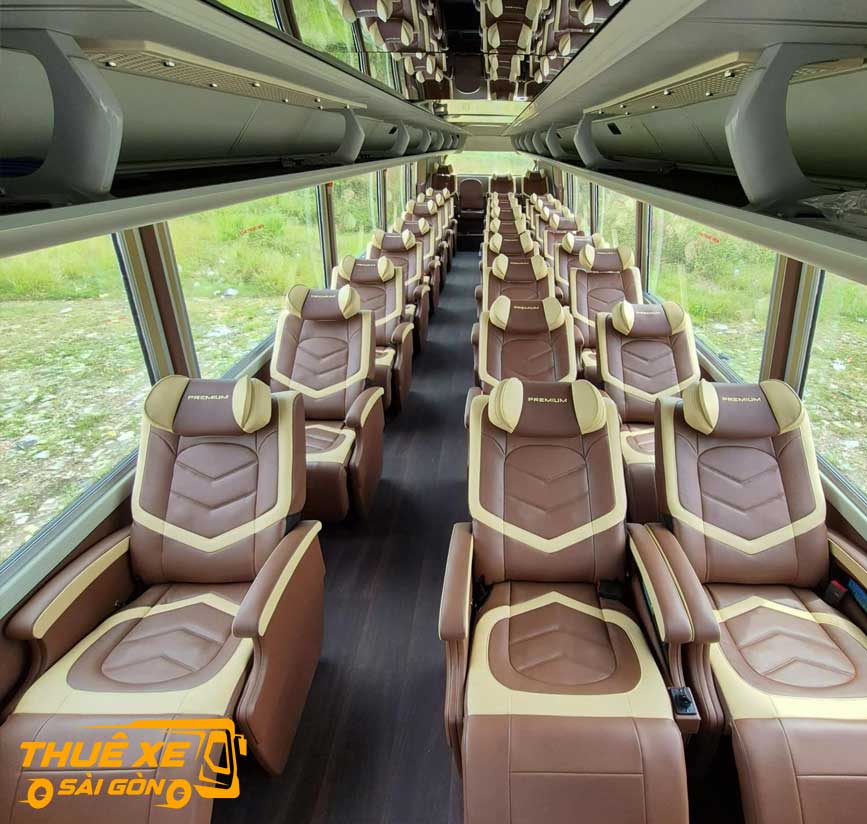 Nội thất bên trong limousine 28 ghế