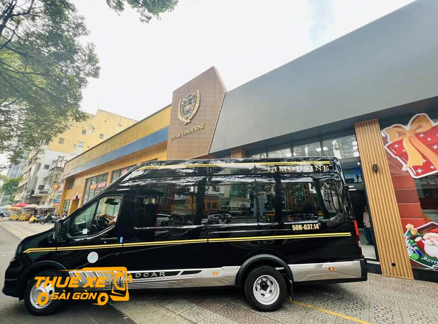 Limousine cao cấp 2024