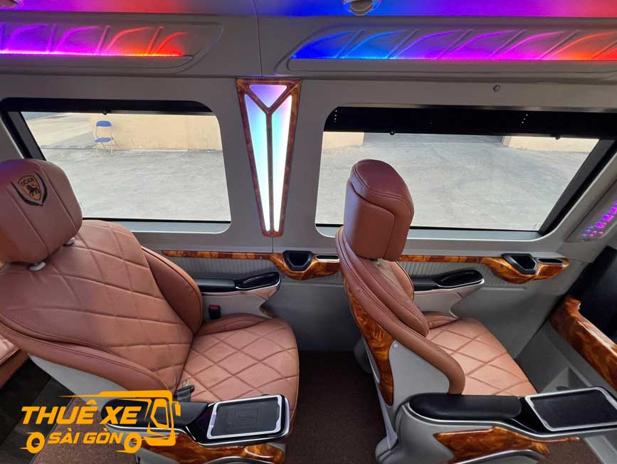 Limousine 9 ghế bản 2024 đi Phan Rang