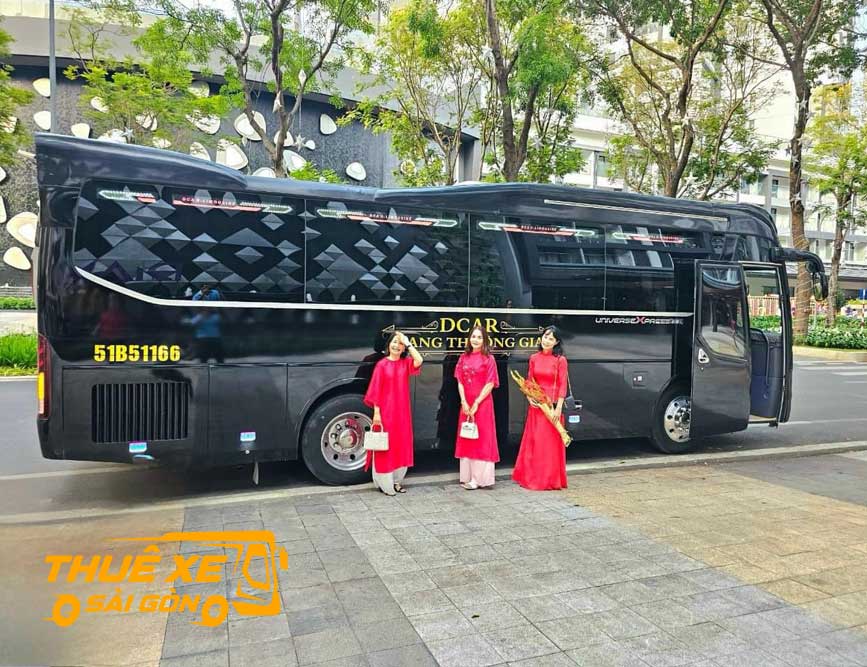 Chọn dòng xe limousine đi Đà Nẵng