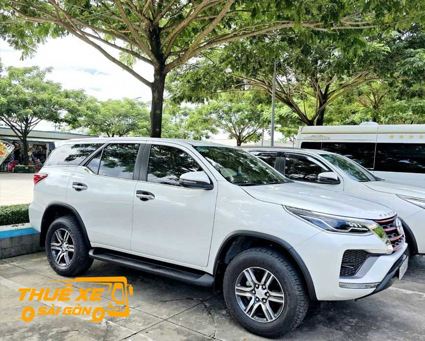 Dòng xe 7 chỗ Fortuner