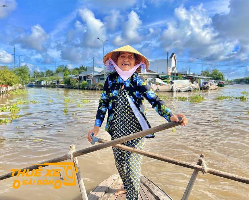 Nét đẹp mộc mạc chợ nổi Phụng Hiệp