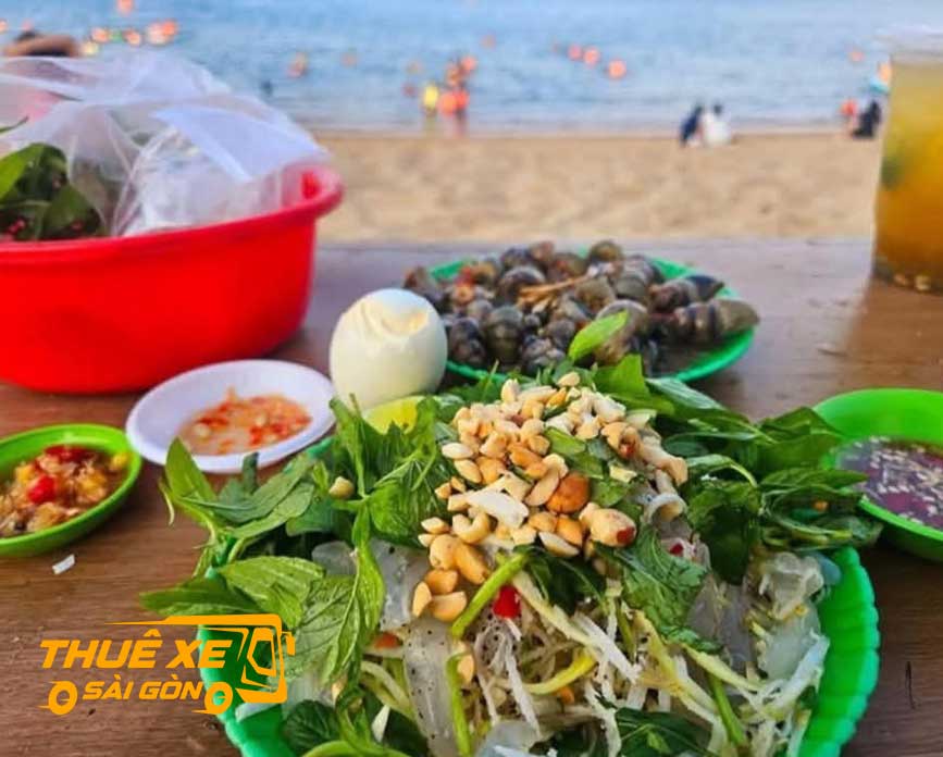 Thưởng thức đặt sản ngay trên bờ biển