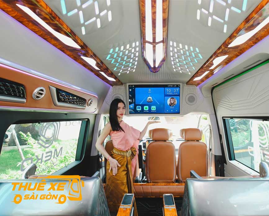 Limousine 9 chỗ đi Nha Trang - phù hợp cho gia đình