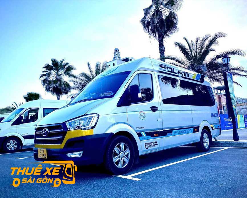 Các dòng 16 chỗ cao cấp và tiện nghi