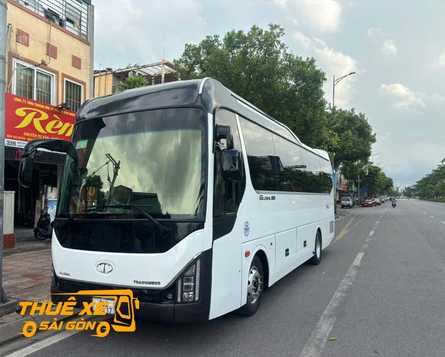 Xe 29 chỗ cao cấp đời mới đi Cù Lao Dung