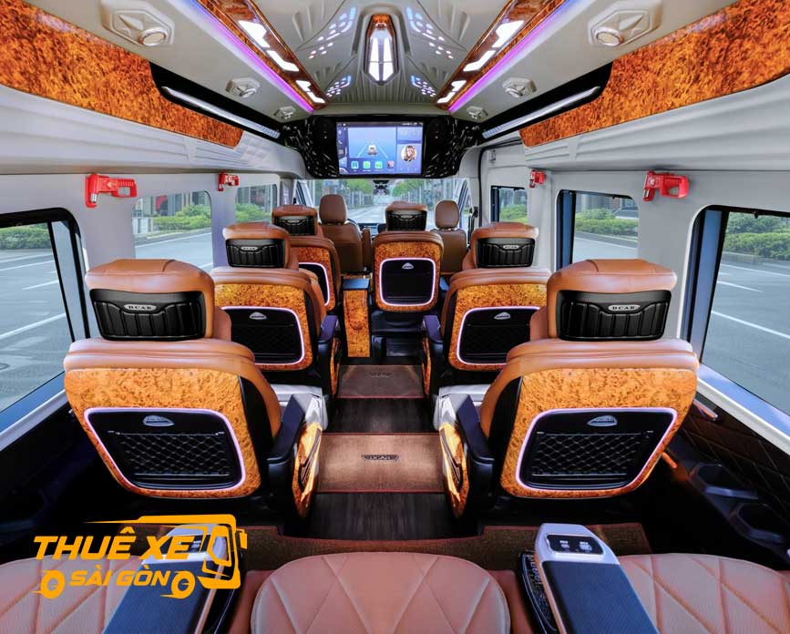 Đẳng cấp limousine 11 chỗ