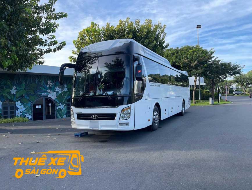 Thuê xe 45 chỗ đi Đông Hải