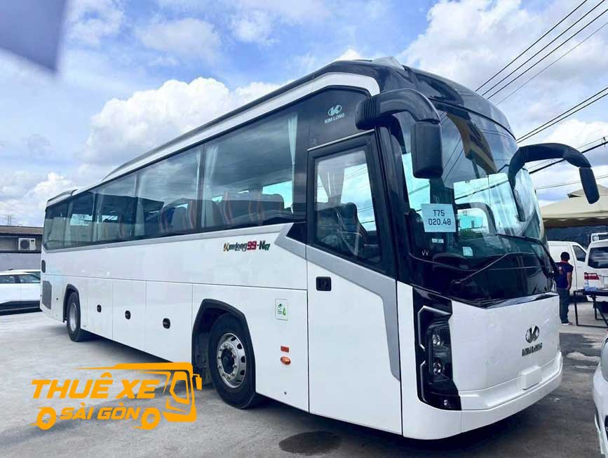 Dòng xe 45 chỗ giá rẻ