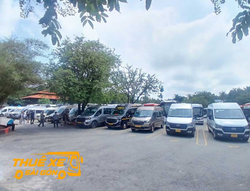 Giá cho thuê xe đi Hồng Dân