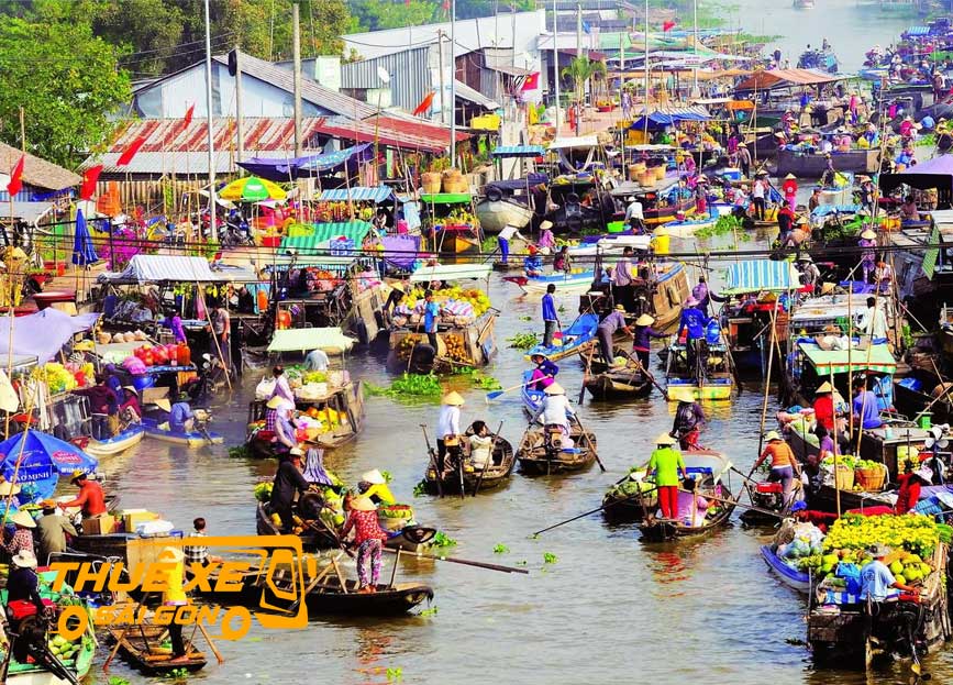 Cảnh đẹp chợ nổi Ngã Năm
