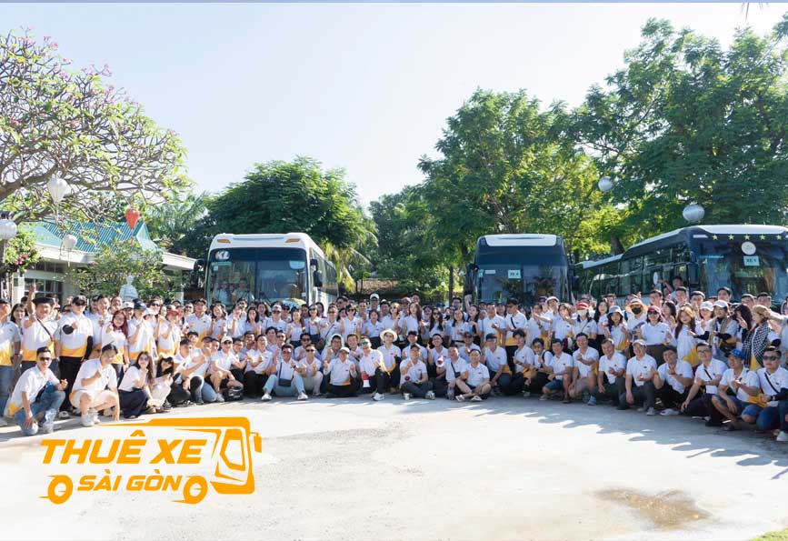 Đồng hành với khách hàng trong các chuyến du lịch