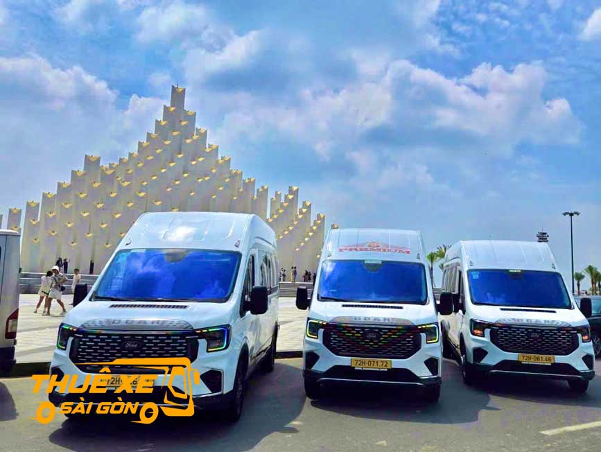 Dòng xe 16-18 chỗ Ford transit