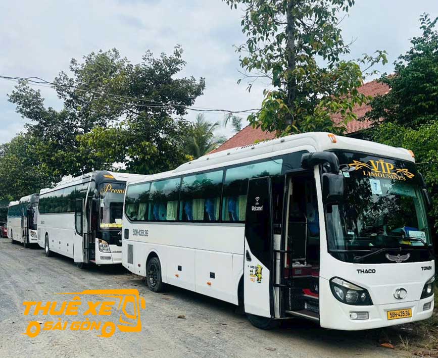 Tham khảo giá thuê xe đi Miền Trung