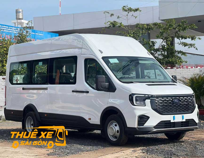 Dòng xe 16 chỗ luôn thanh nhã, lịch sự