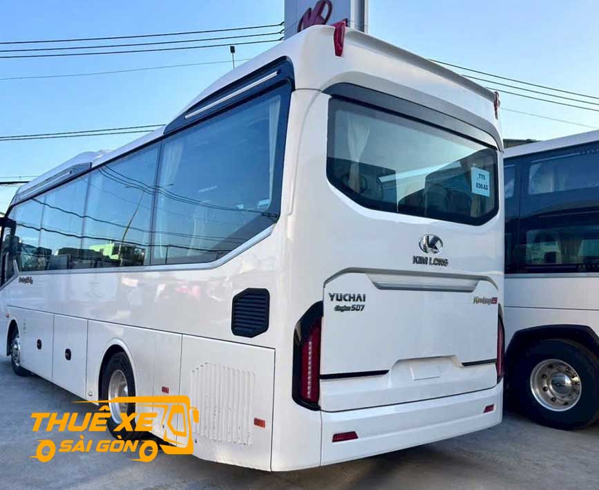 Phần đuôi với thiết kế tao nhã