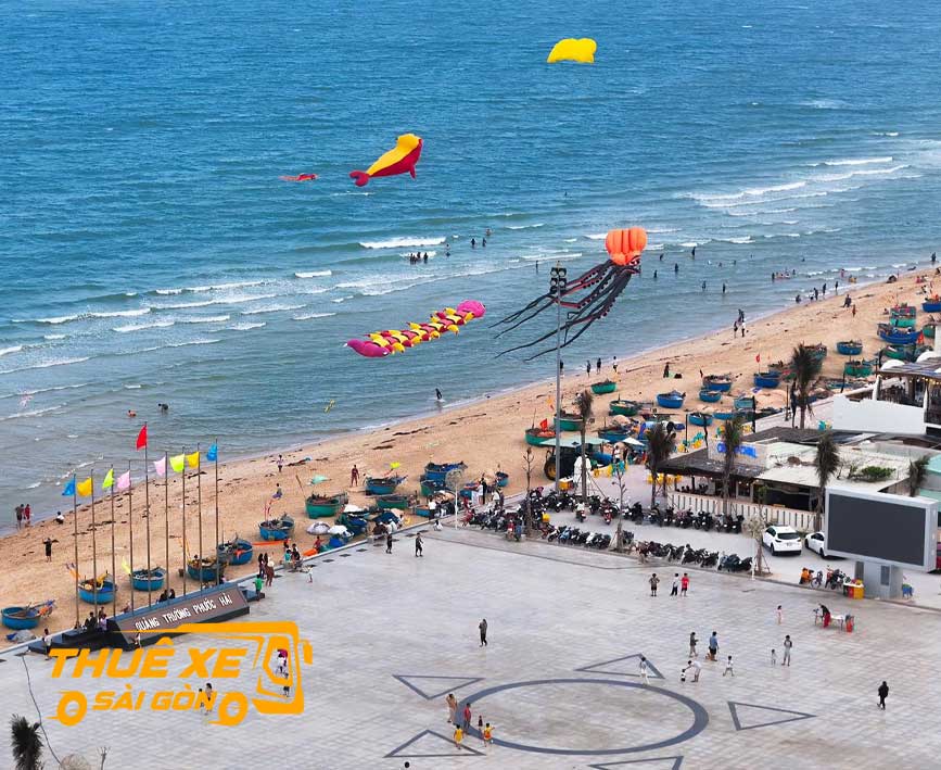 Cảnh đẹp Quảng trường Phước Hải