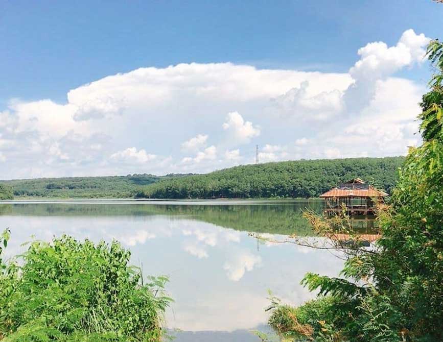 Bình Yên Hồ Sóc Xiêm