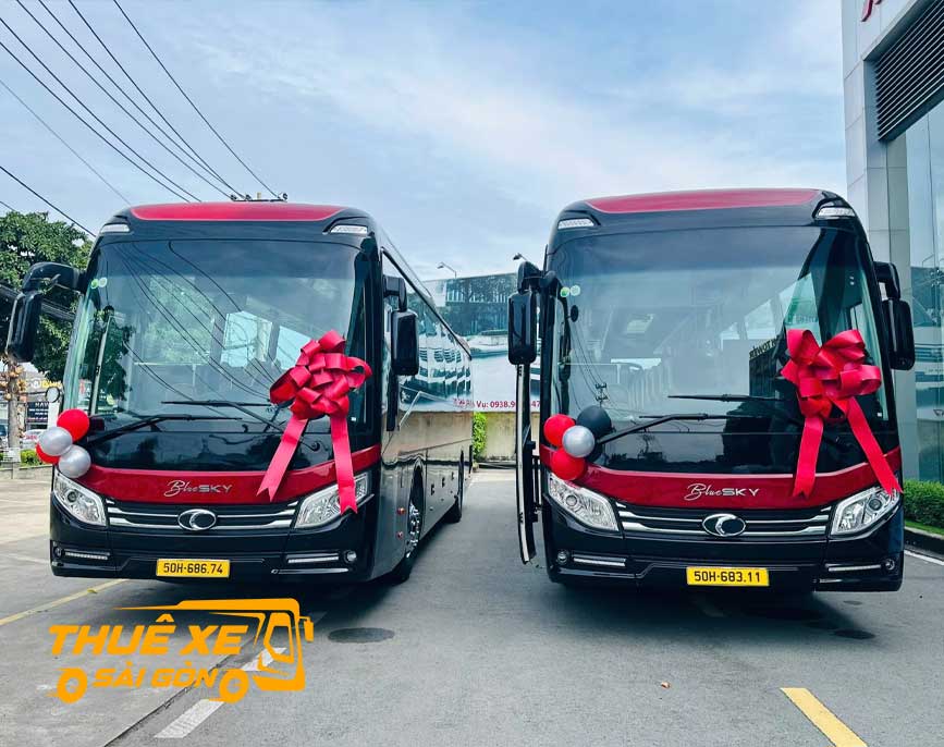 Xe màu đen luôn dành cho dòng xe sang đẳng cấp