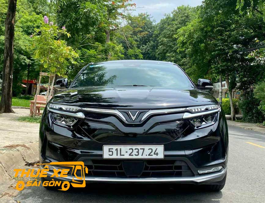 Du lịch bằng xe điện Vinfast