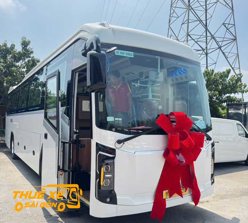 Ngoại thất Thaco Kim Long 28 chỗ