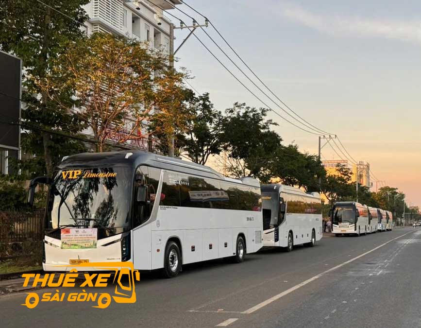Cho thuê xe 45 chỗ đi Rạch Giá từ TPHCM