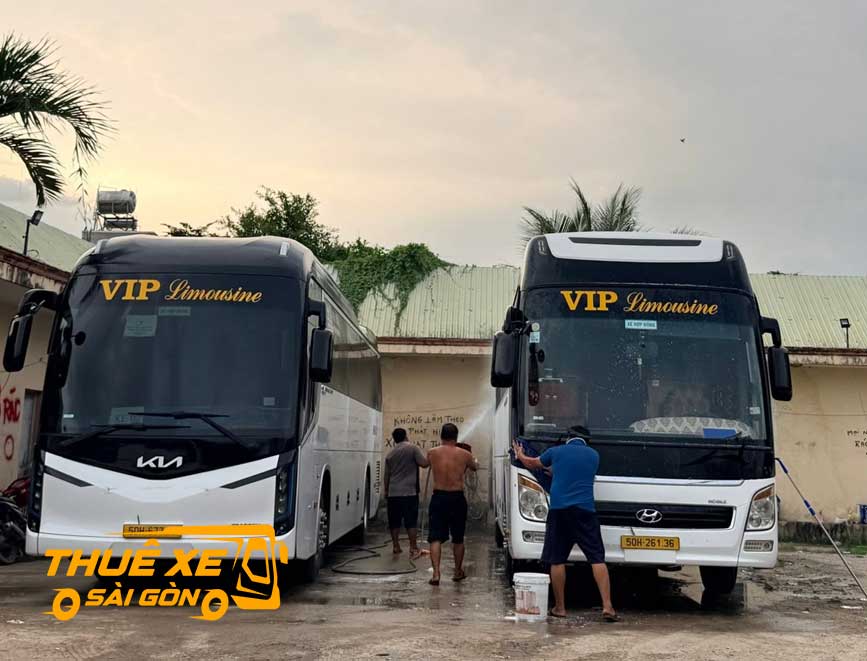 Tài xế luôn dọn xe sạch sẽ sau mỗi chuyến đi