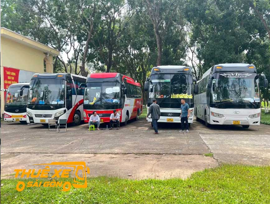 Tham khảo giá thuê xe 29 chỗ 1 ngày