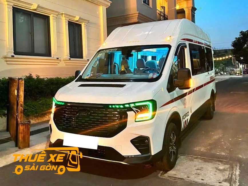 Thuê xe 16 chỗ Ford đời mới nóc cao