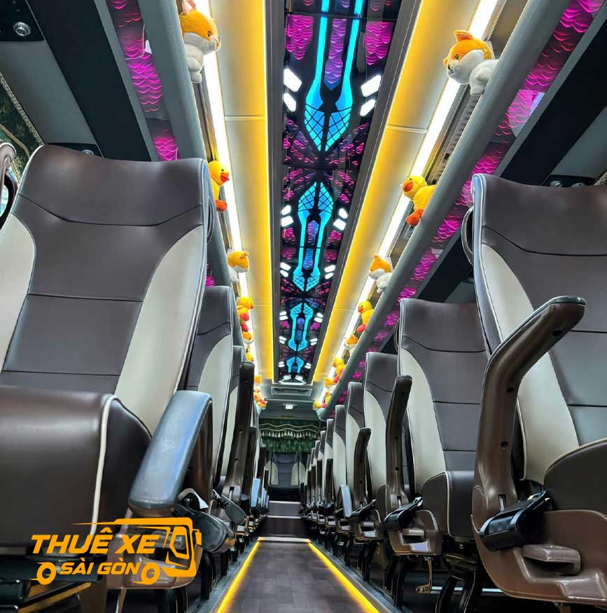Thuê xe 29 chỗ cao cấp đi Nha Trang