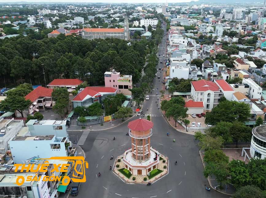 Thuê xe đi hồ tràm giá rẻ từ TPHCM